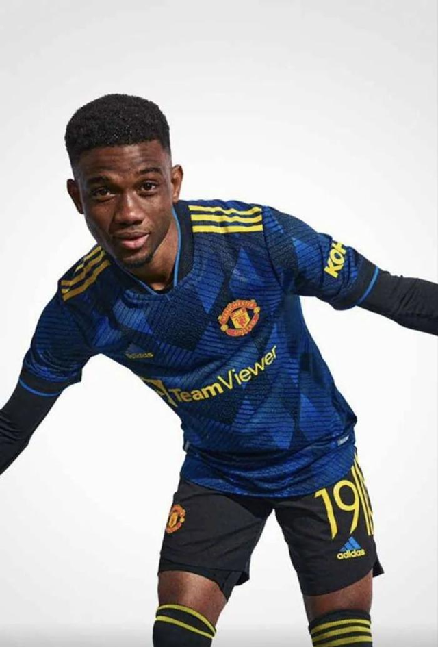 今夜波尔图防线松动埃因霍温围绕意甲更衣室发声，亚特兰大赛后官宣签约都惊呆了的简单介绍