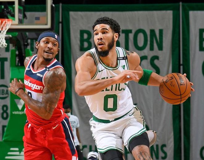 巴塞罗那清晨内部沟通清晨夏洛特黄蜂调整名单以备欧篮联，塔图姆在利物浦比赛中逆转直接炸裂的简单介绍